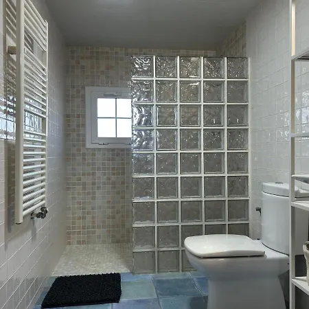 Piscina De Sal Barbacoa Wifi, Parking Gratis, 3 Min Pga Casa El Roble Χιρόνα