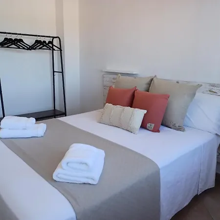 Σπίτι διακοπών Piscina De Sal Barbacoa Wifi, Parking Gratis, 3 Min Pga Casa El Roble *